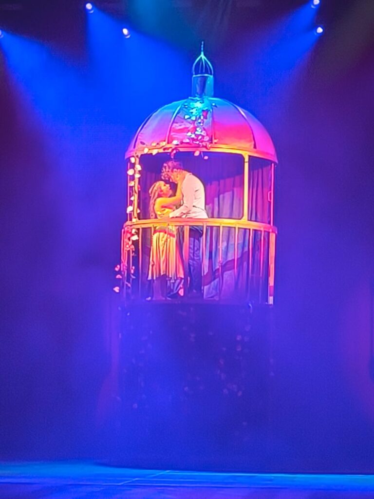 ¡Una salida al teatro llena de arte, cultura y emociones!